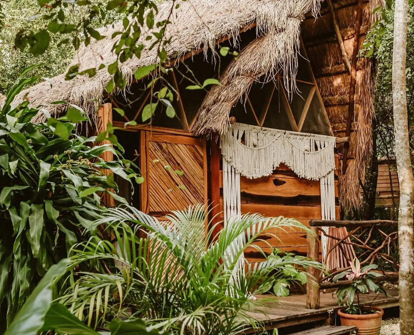 Madre Tierra Eco Habitat Guest House Puerto Morelos